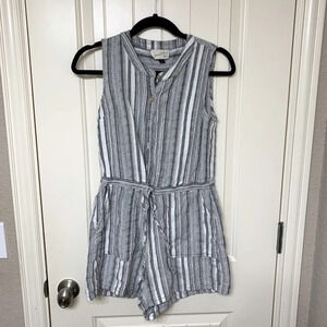 Universal Thread Romper